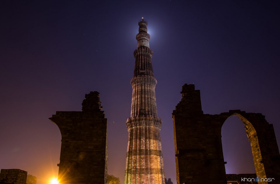 Qutub Minar at night